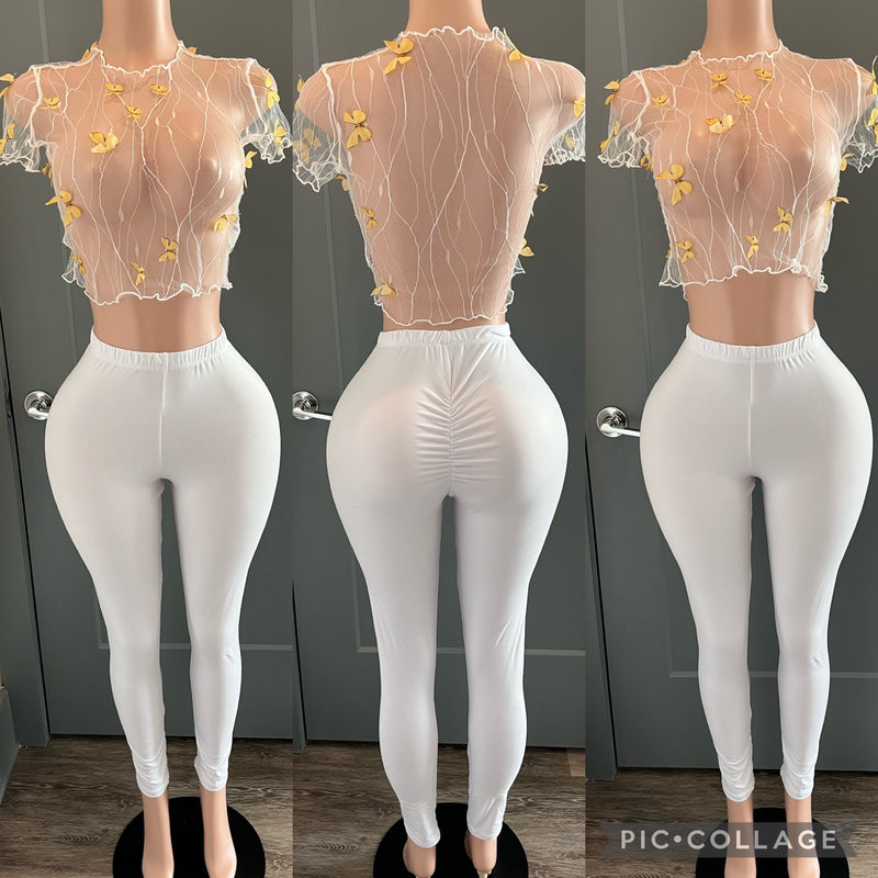 You Give Me Butterflies Top (Yellow/White)